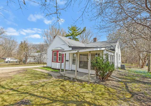 Photo of 651 S Plum Grove Rd, Palatine, IL 60067