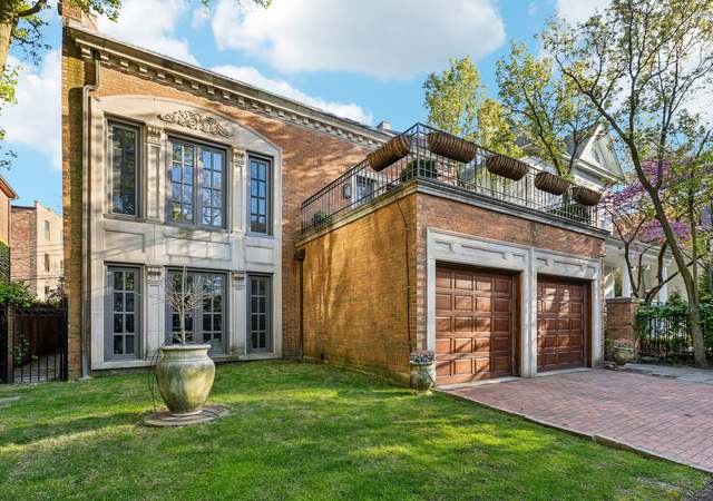 Property at 579 W Hawthorne Pl, Chicago, IL 60657, 5 beds, 3.5 baths