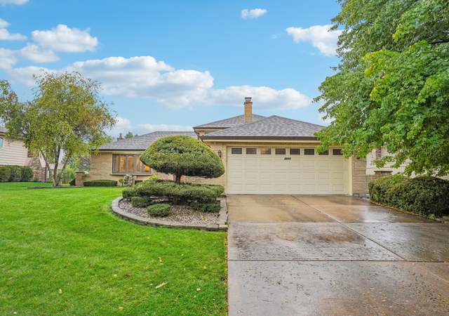 Property at 1221 Longford St, Woodridge, IL 60517, 4 beds, 2 baths
