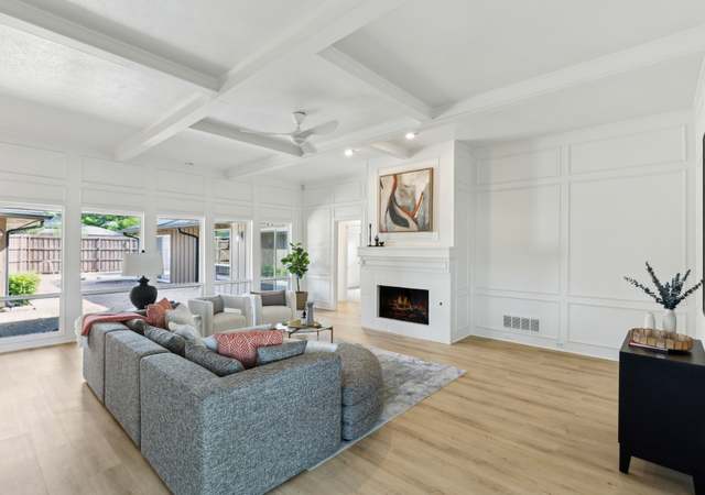Property at 3701 Leathertop Dr, Plano, TX 75075, 3 beds, 2.5 baths