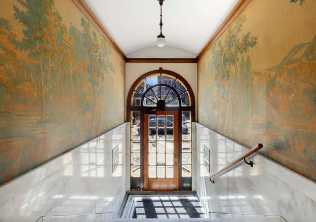 Photo of 1458 W Edgewater Ave, Chicago, IL 60660