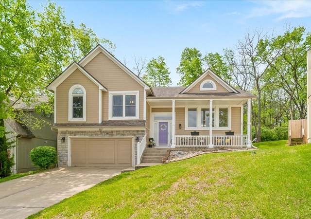 Property at 307 E 123rd Ter, Kansas City, MO 64145, 4 beds, 3 baths