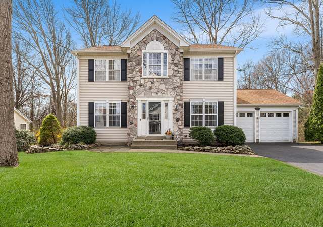 Photo of 31 Lookout Hill Rd, Milford, CT 06461