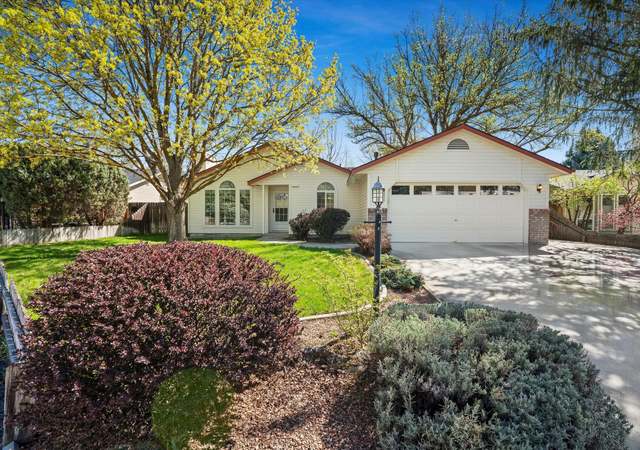 Property at 4931 W Catalpa Dr, Boise, ID 83703-3370, 3 beds, 2 baths