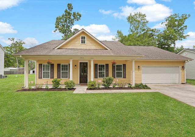 Property at 1953 Suzanne St, Johns Island, SC 29455, 3 beds, 2 baths