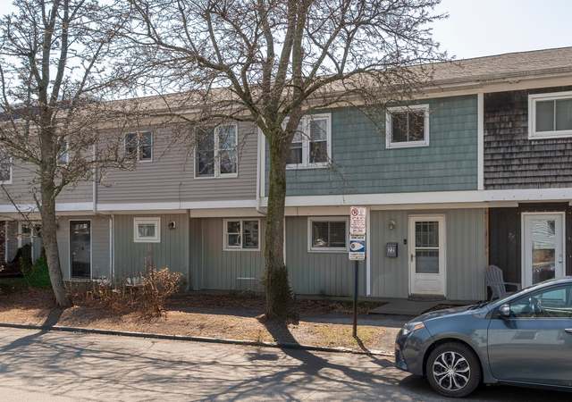 Property at 22 Ponce St #22, Portland, ME 04101, 3 beds, 1 bath