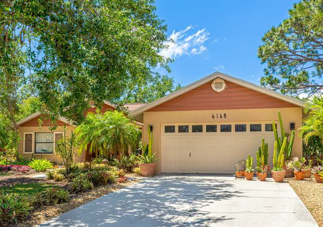 Property at 6148 Bonaventure Ct, Sarasota, FL 34243, 3 beds, 2 baths