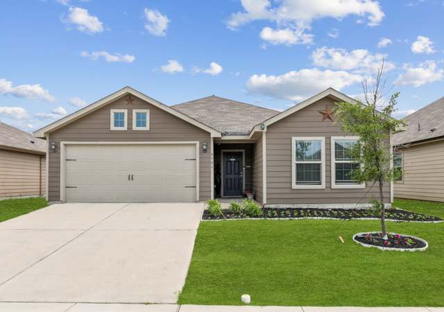 Photo of 8308 Smokey Creek Pass, Fort Worth, TX 76179