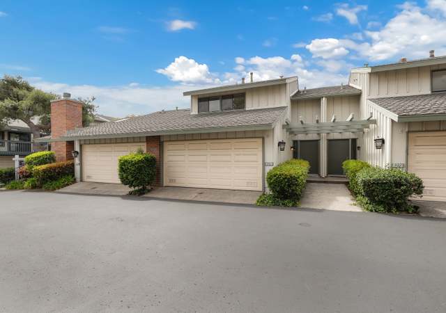 Property at 8274 Caminito Modena, La Jolla, CA 92037, 3 beds, 2.5 baths