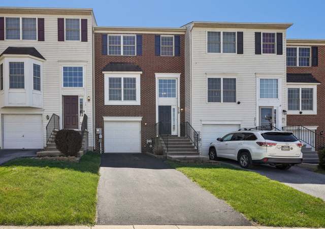 Property at 319 S Oak St, Bethlehem, PA 18017, 3 beds, 3 baths