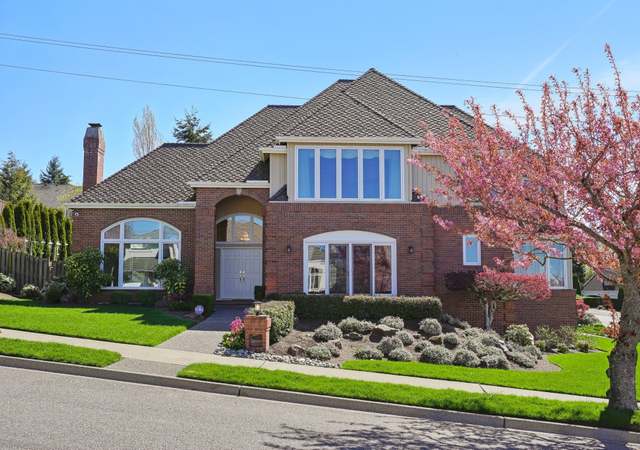 Property at 5990 167th Ave SE, Bellevue, WA 98006, 4 beds, 3.5 baths