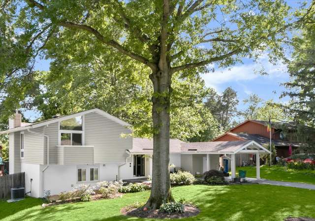 Property at 3008 Quail Hollow Ter, Brookeville, MD 20833, 3 beds, 3 baths