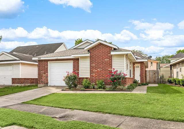 Property at 7621 Goudin Dr, Missouri City, TX 77489, 4 beds, 2 baths