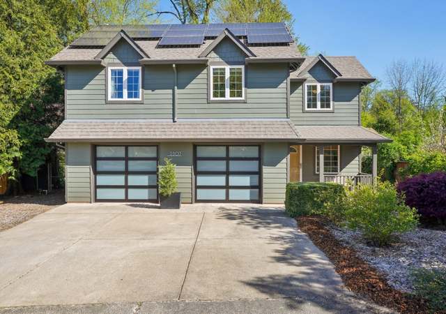 Property at 2307 SE Lindenbrook Ct, Milwaukie, OR 97222, 4 beds, 2.5 baths