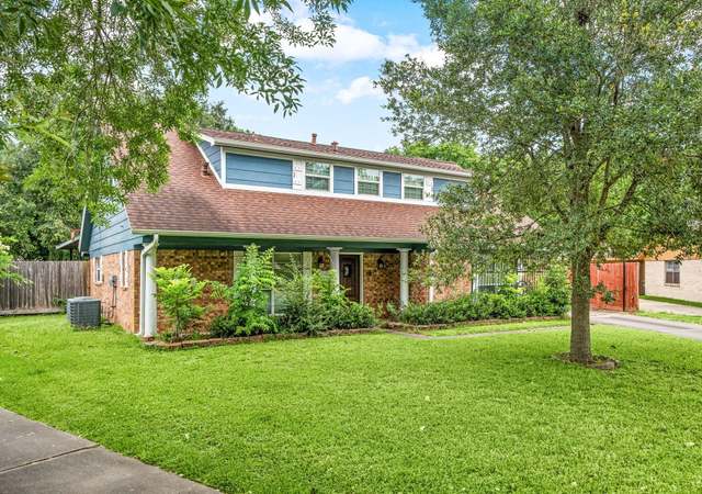 Property at 5111 Rockland Dr, Pearland, TX 77584, 4 beds, 2.5 baths