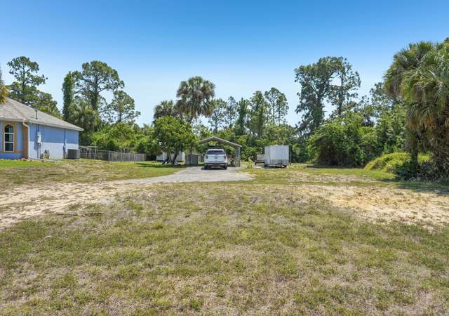 Photo of 337 Columbus Blvd S, Lehigh Acres, FL 33974