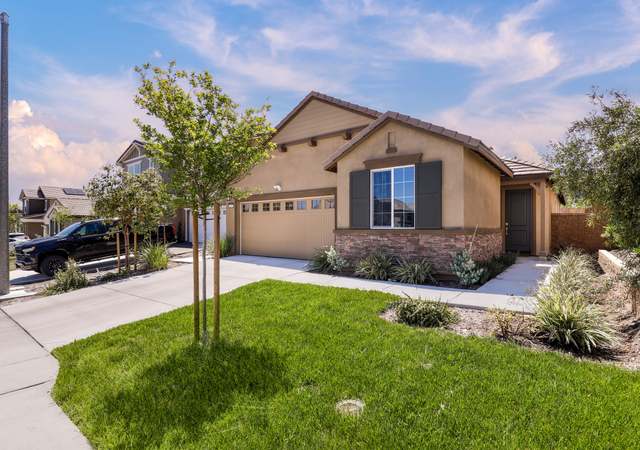Property at 2476 Yellowstone Way, Rialto, CA 92377, 3 beds, 2 baths