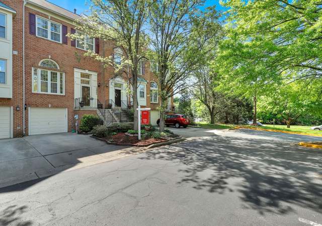 Property at 19005 Gallop Dr, Germantown, MD 20874, 3 beds, 3.5 baths