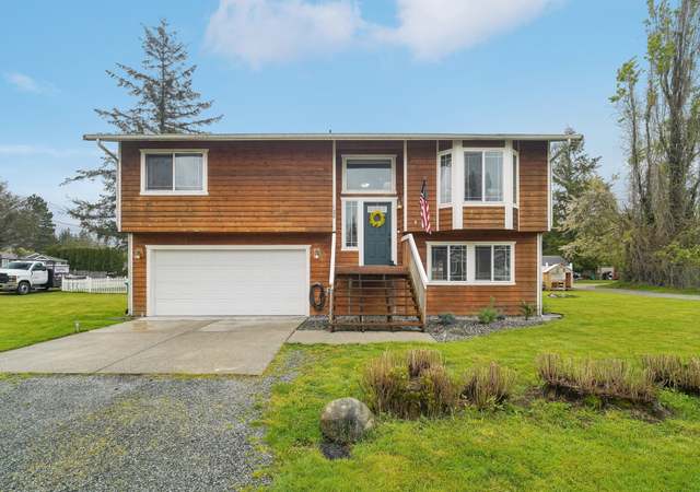 Property at 128 3rd St, Gold Bar, WA 98251, 3 beds, 2 baths