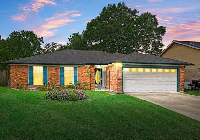 Property at 7406 Sierra Grande Ct, Houston, TX 77083, 3 beds, 2 baths
