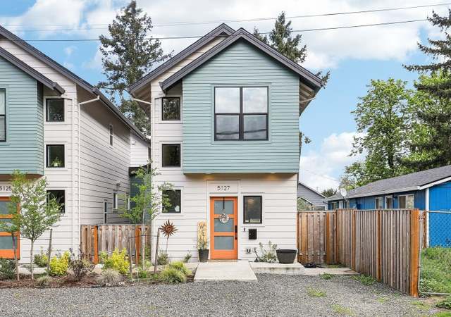Property at 5127 SE Duke St, Portland, OR 97206, 2 beds, 1.5 baths