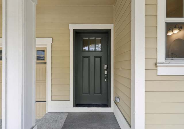 Photo of 20037 94th Ave NE, Bothell, WA 98011