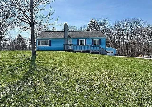 Property at 2520 Northampton Rd, Cuyahoga Falls, OH 44223, 3 beds, 2 baths