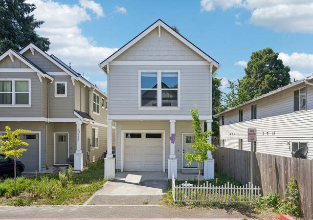 Property at 8610 SE Woodward Ct, Portland, OR 97266, 3 beds, 2.5 baths