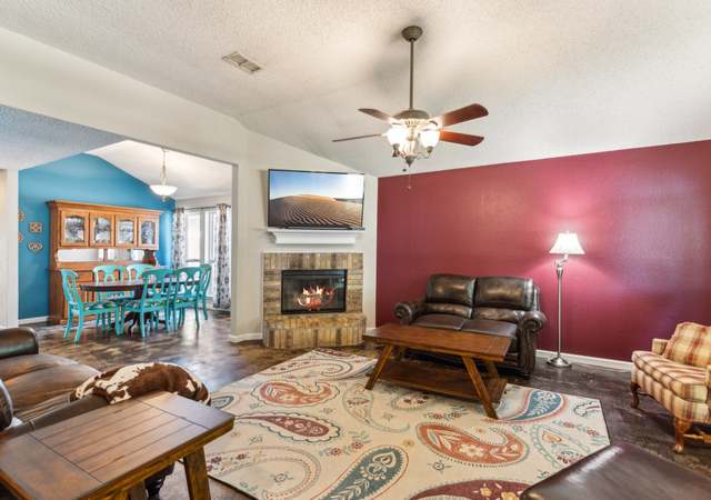 Photo of 10405 Pleasant Mound Dr, Fort Worth, TX 76108