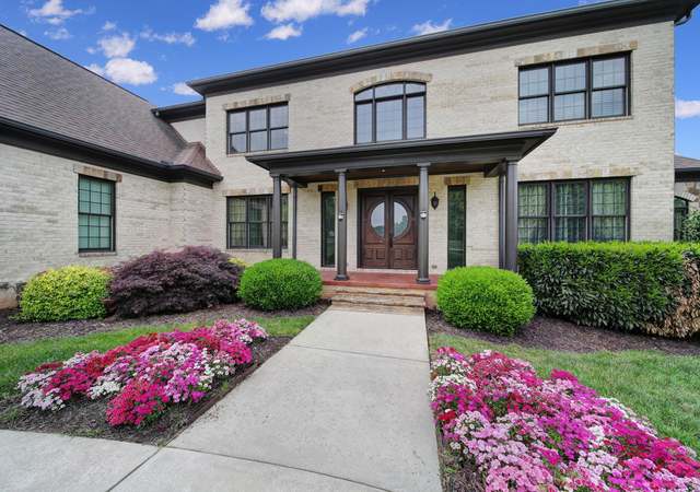 Photo of 802 Capington Ln, Waxhaw, NC 28173