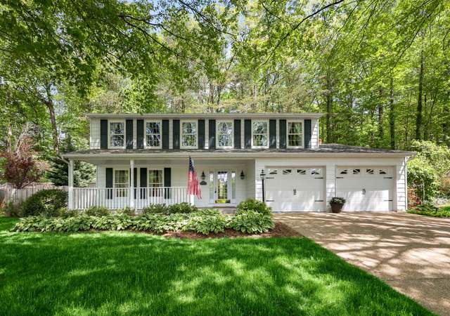 Property at 4643 Holleyside Ct, Dumfries, VA 22025, 4 beds, 3.5 baths