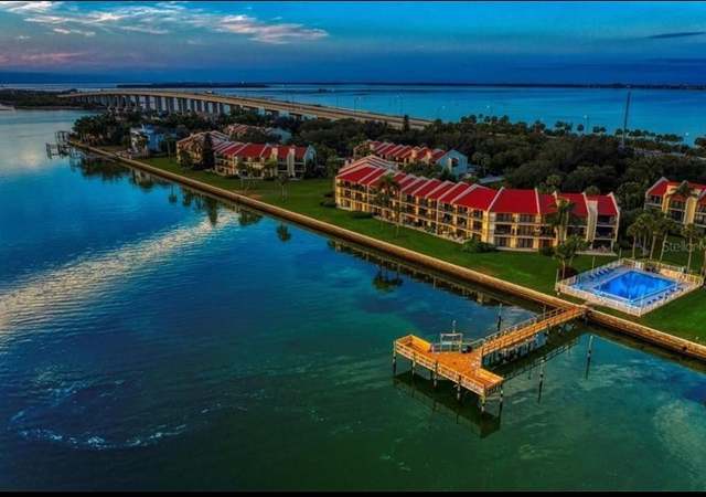 Property at 7540 Sunshine Skyway Ln S #217, St Petersburg, FL 33711, 2 beds, 2.5 baths
