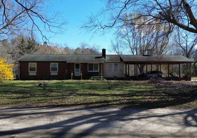 Property at 6874 Burgess Rd, Gloucester, VA 23061, 3 beds, 2 baths