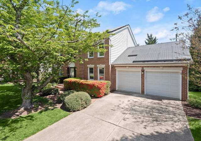 Property at 917 Willowleaf Way, Potomac, MD 20854, 5 beds, 3.5 baths