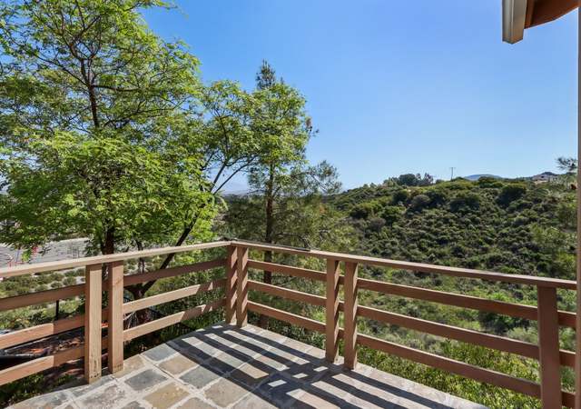 Property at 33228 Romance Pl, Temecula, CA 92592, 4 beds, 2.5 baths