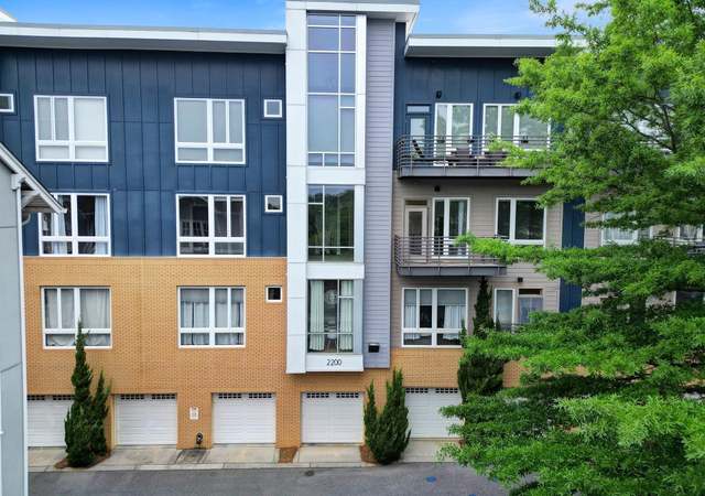 Property at 2200 Lyndhurst Ave #203, Charlotte, NC 28203, 2 beds, 2 baths