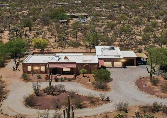 Property at 4261 N Old Rnch Rd, Tucson, AZ 85743, 4 beds, 3 baths