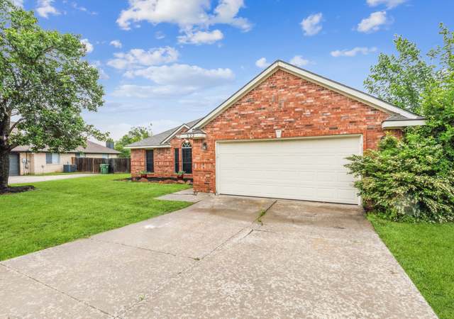Photo of 522 Ridgewood St, Lake Dallas, TX 75065