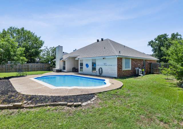 Photo of 522 Ridgewood St, Lake Dallas, TX 75065