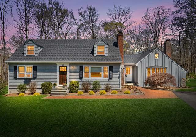 Property at 19 Knollwood Dr, Ridgefield, CT 06877, 3 beds, 2.5 baths