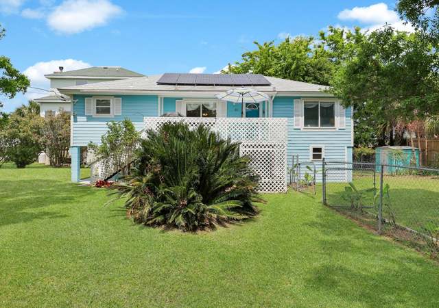 Property at 106 Pelican Ct, Tybee Island, GA 31328, 3 beds, 2 baths