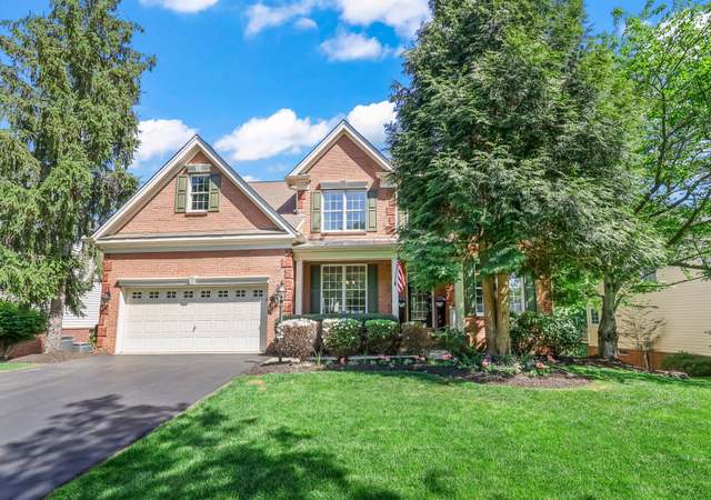 Property at 5627 Shoal Creek Dr, Haymarket, VA 20169, 5 beds, 3.5 baths