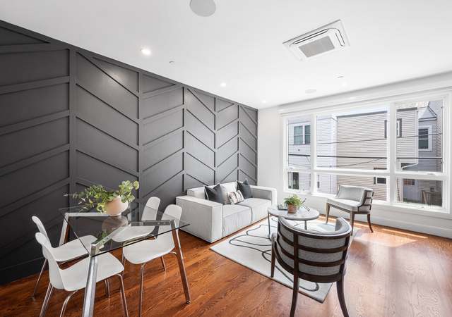 Photo of 7 Kemble Pl, Boston, MA 02127