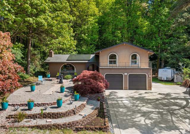 Property at 13808 16th Ave SW, Burien, WA 98166, 3 beds, 3 baths