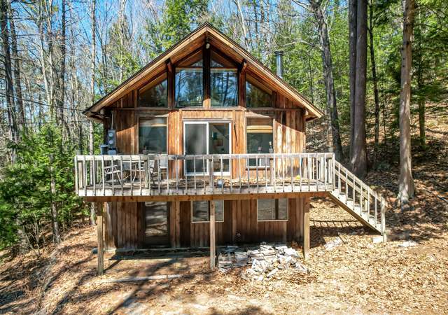 Property at 5 Hill Top Rd, Thornton, NH 03285, 3 beds, 2 baths