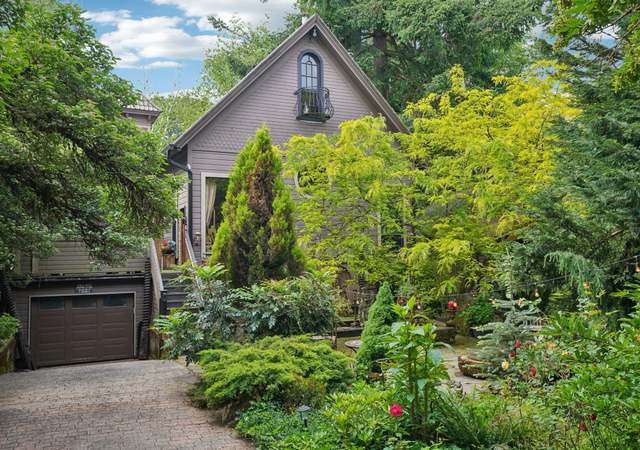 Property at 3135 SE Van Waters St, Milwaukie, OR 97222, 7 beds, 4 baths