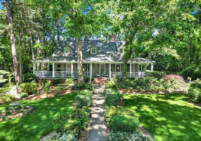 Property at 4 Hummingbird Ct, Clover, SC 29710, 4 beds, 2.5 baths