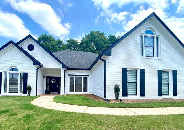 Property at 805 Doe Hill Ln, Roswell, GA 30075, 4 beds, 3.5 baths