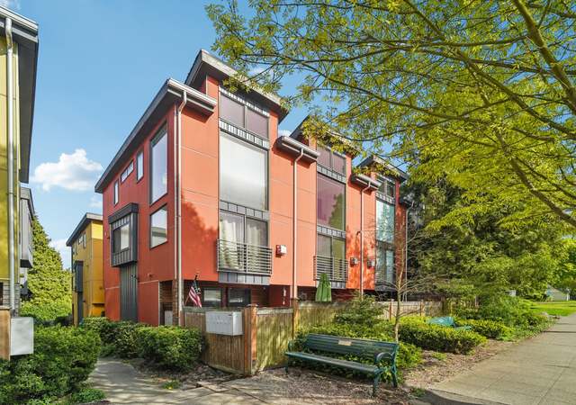 Property at 1722 California Ave SW Unit B, Seattle, WA 98116, 2 beds, 2.5 baths