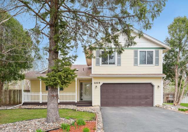 Property at 1019 Briar Creek Rd, Eagan, MN 55123, 4 beds, 3 baths